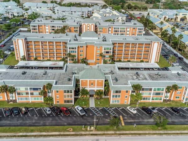 1900 68TH STREET N, Unit 110, ST PETERSBURG, FL 33710