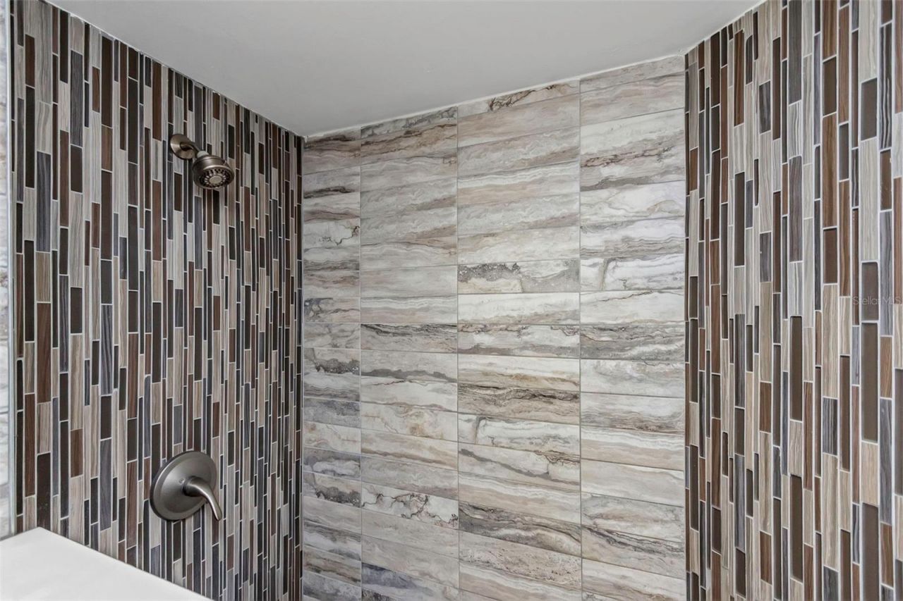 1900 68th Street N, Unit 110, Saint Petersburg, FL 33710 Photo