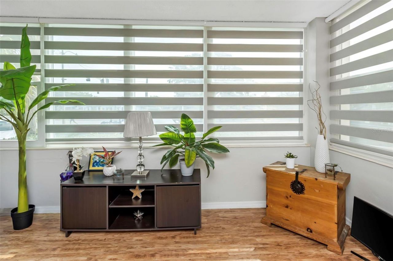 1900 68th Street N, Unit 110, Saint Petersburg, FL 33710 Photo