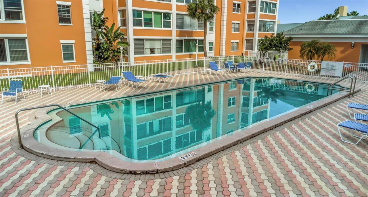 1900 68th Street N, Unit 110, Saint Petersburg, FL 33710 Photo