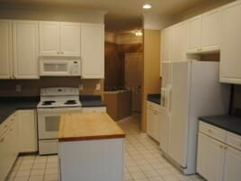 419 Wyndham Park Park S, Westerville, OH 43082 Photo 9