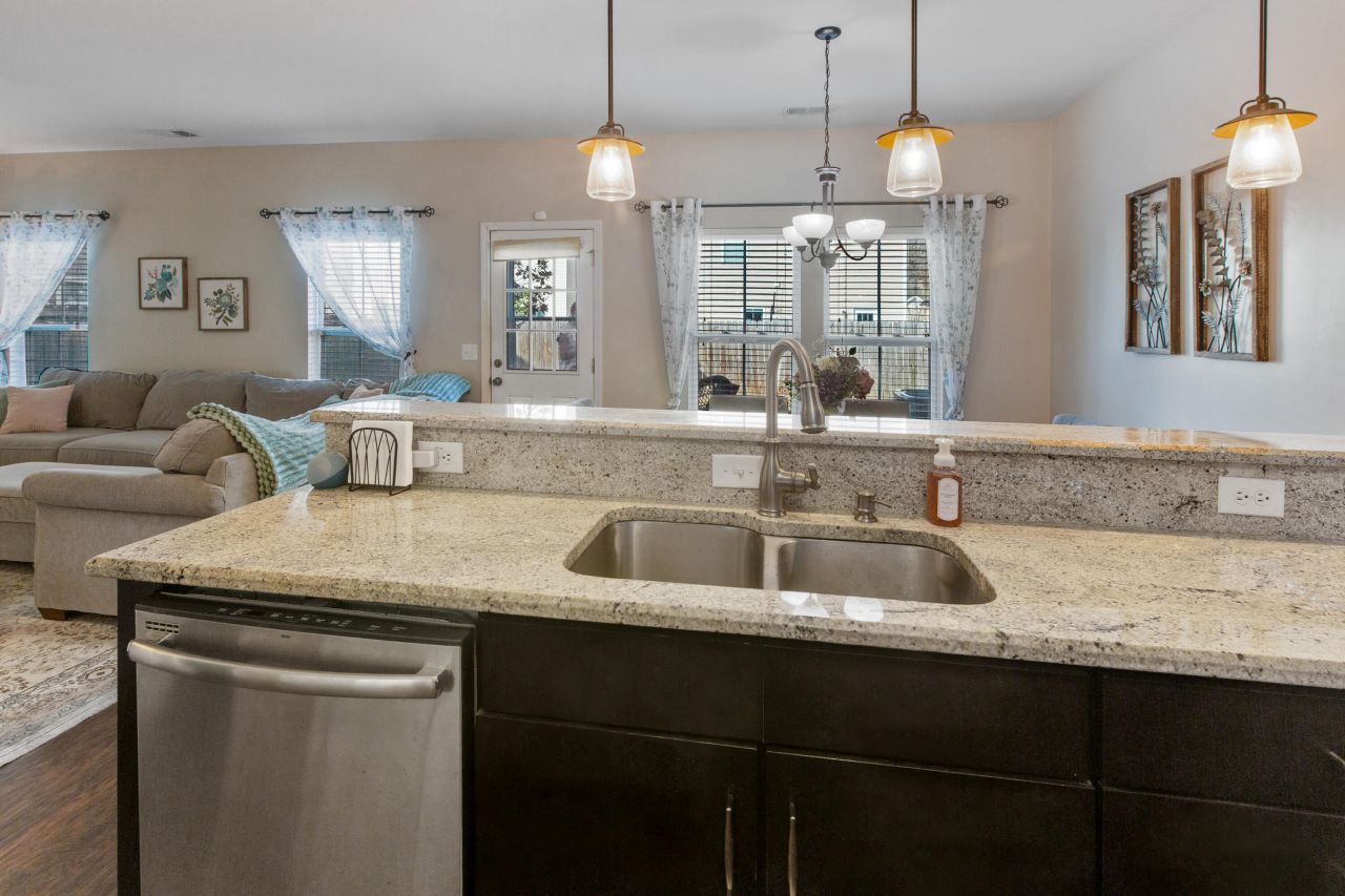 3857 Annapolis Way Photo 15