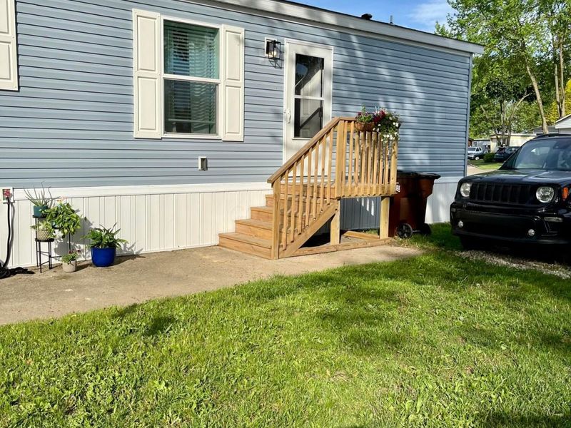 8565 Smith Calhoun Road, Unit 169, Plain City, OH 43064 Photo 2