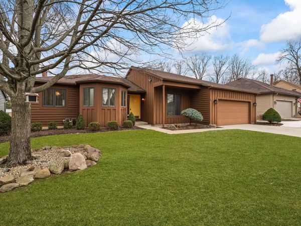 45 Colony Park Drive, Troy, OH 45373