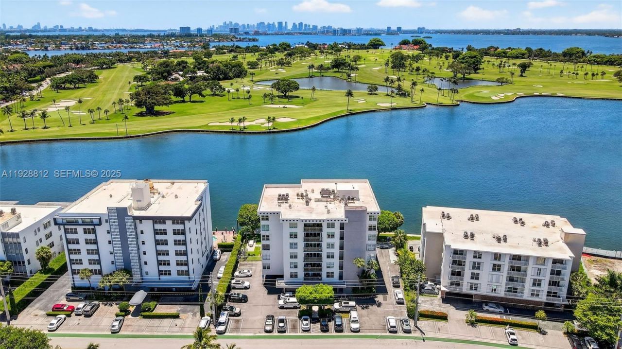 9250 W Bay Harbor Dr , Unit 5D, Bay Harbor Islands, FL 33154 Photo