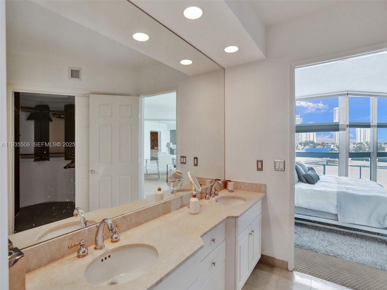 3370 Hidden Bay Dr, Unit 508, Aventura, FL 33180 Photo
