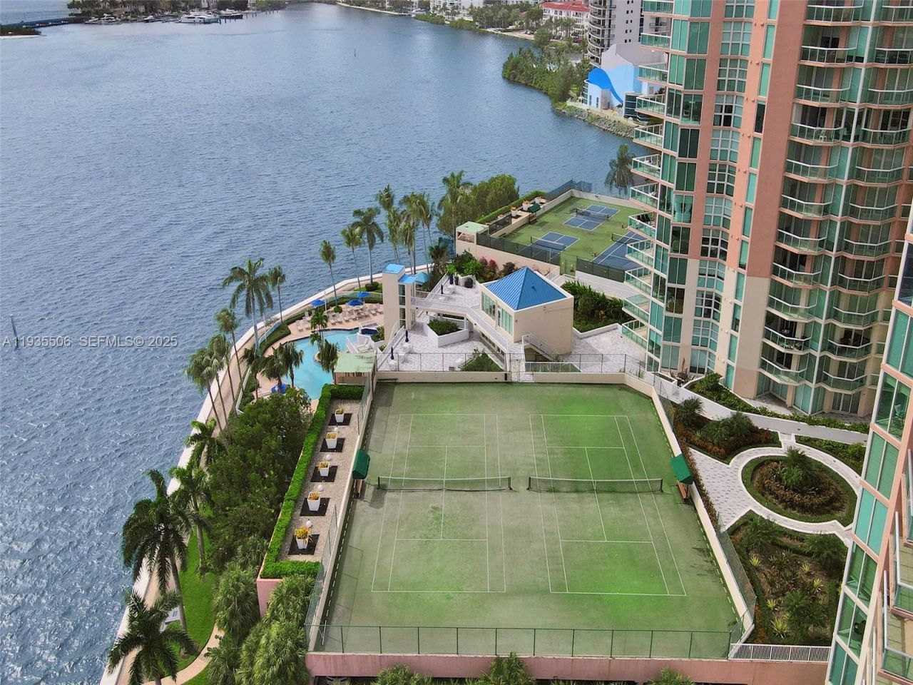 3370 Hidden Bay Dr, Unit 508, Aventura, FL 33180 Photo