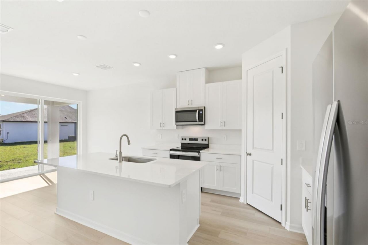 13318 Shellmore Avenue, Palmetto, FL 34221 Photo