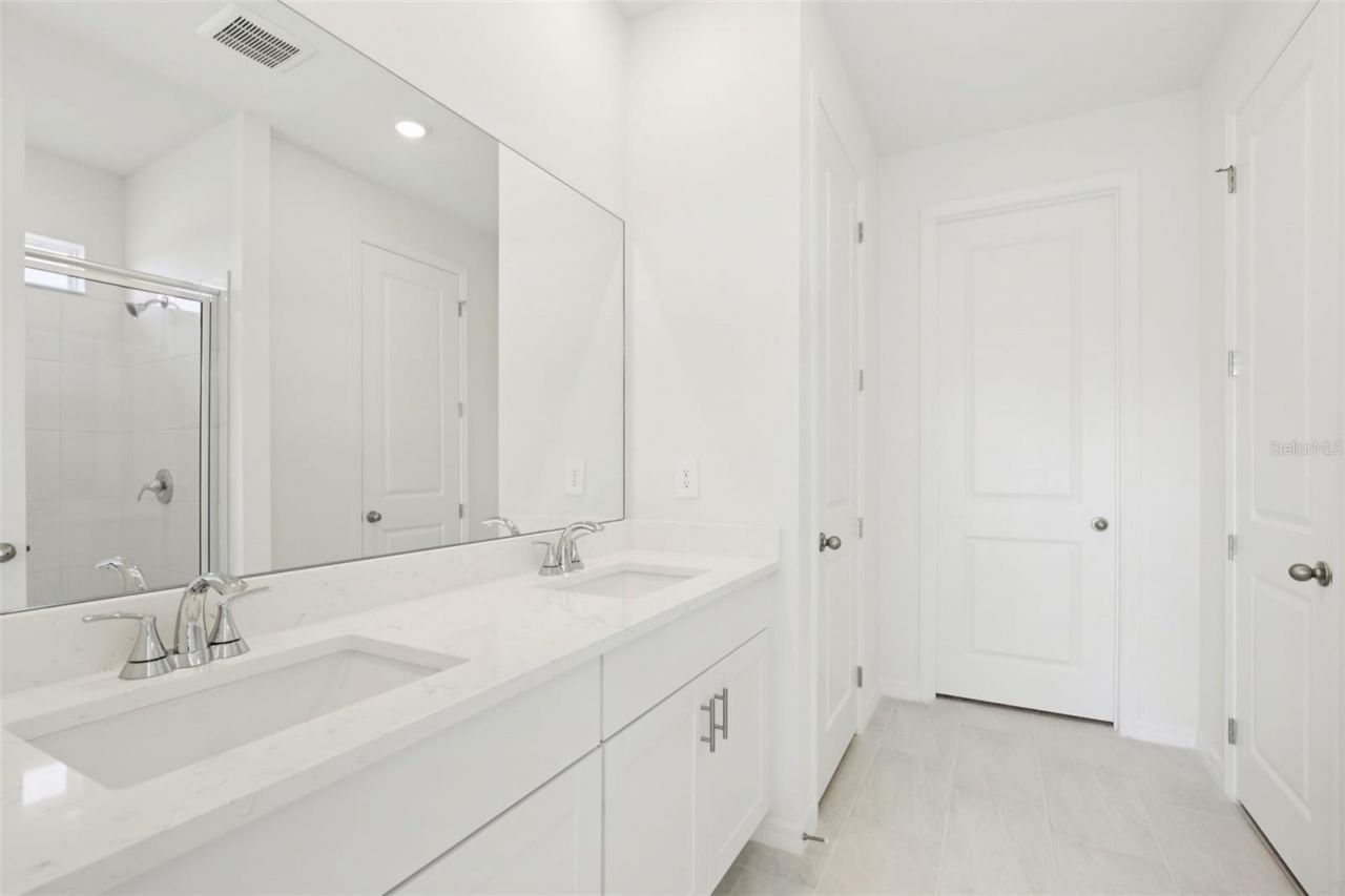 13318 Shellmore Avenue, Palmetto, FL 34221 Photo