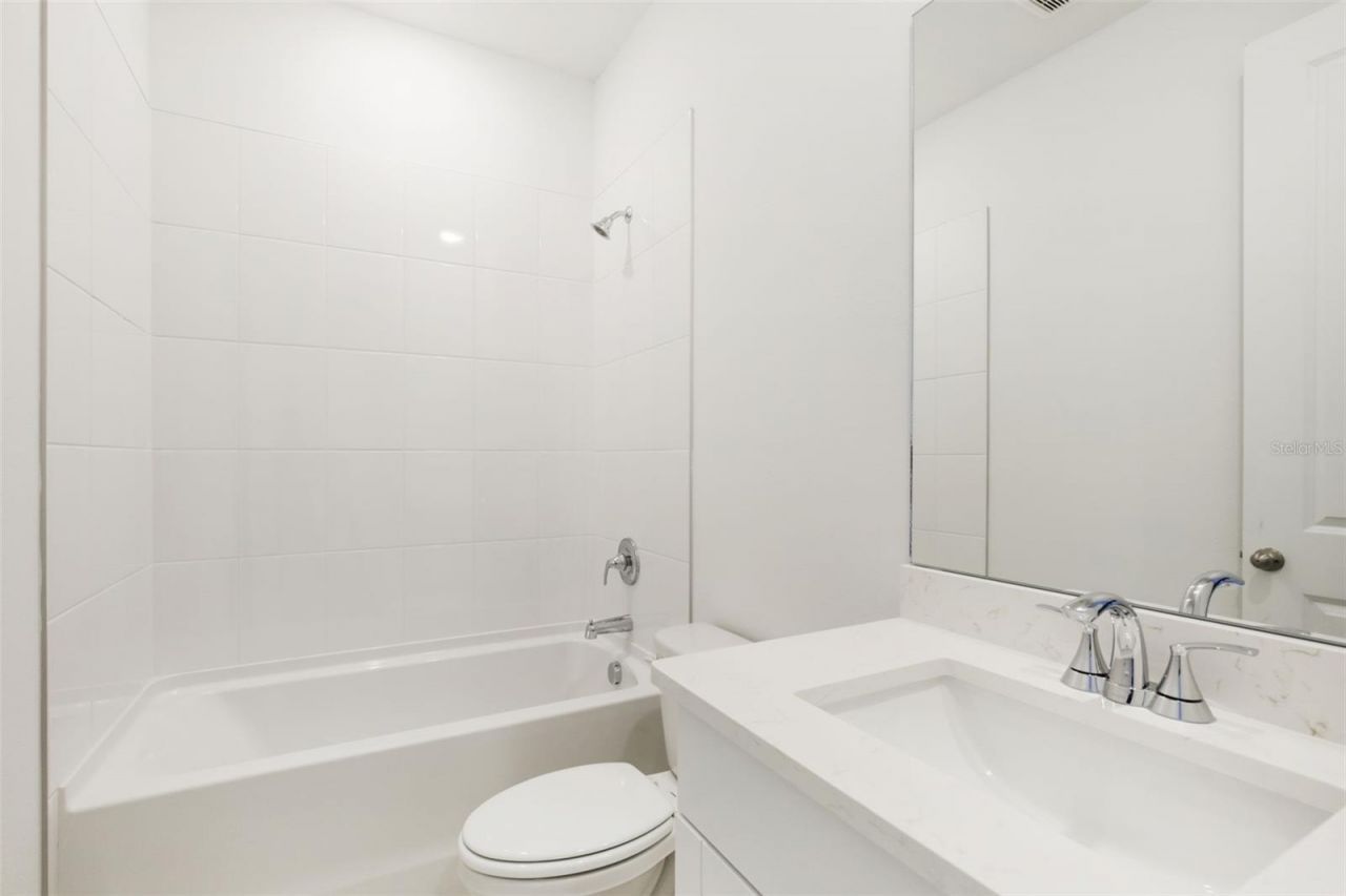 13318 Shellmore Avenue, Palmetto, FL 34221 Photo