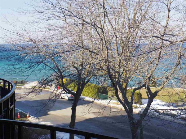 104 W Dixon Avenue, Unit 30, Charlevoix, MI 49720