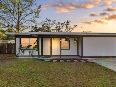 6903 TRAVIS BOULEVARD, TAMPA, FL 33610