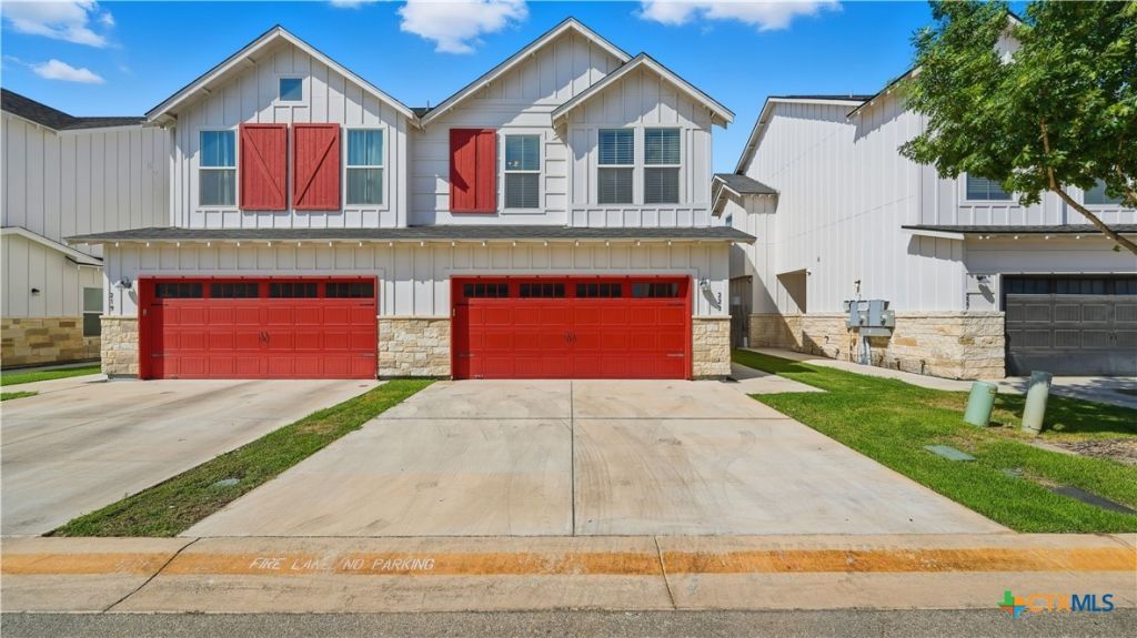 223 Sapphire Drive, New Braunfels, TX 78130 Main Photo