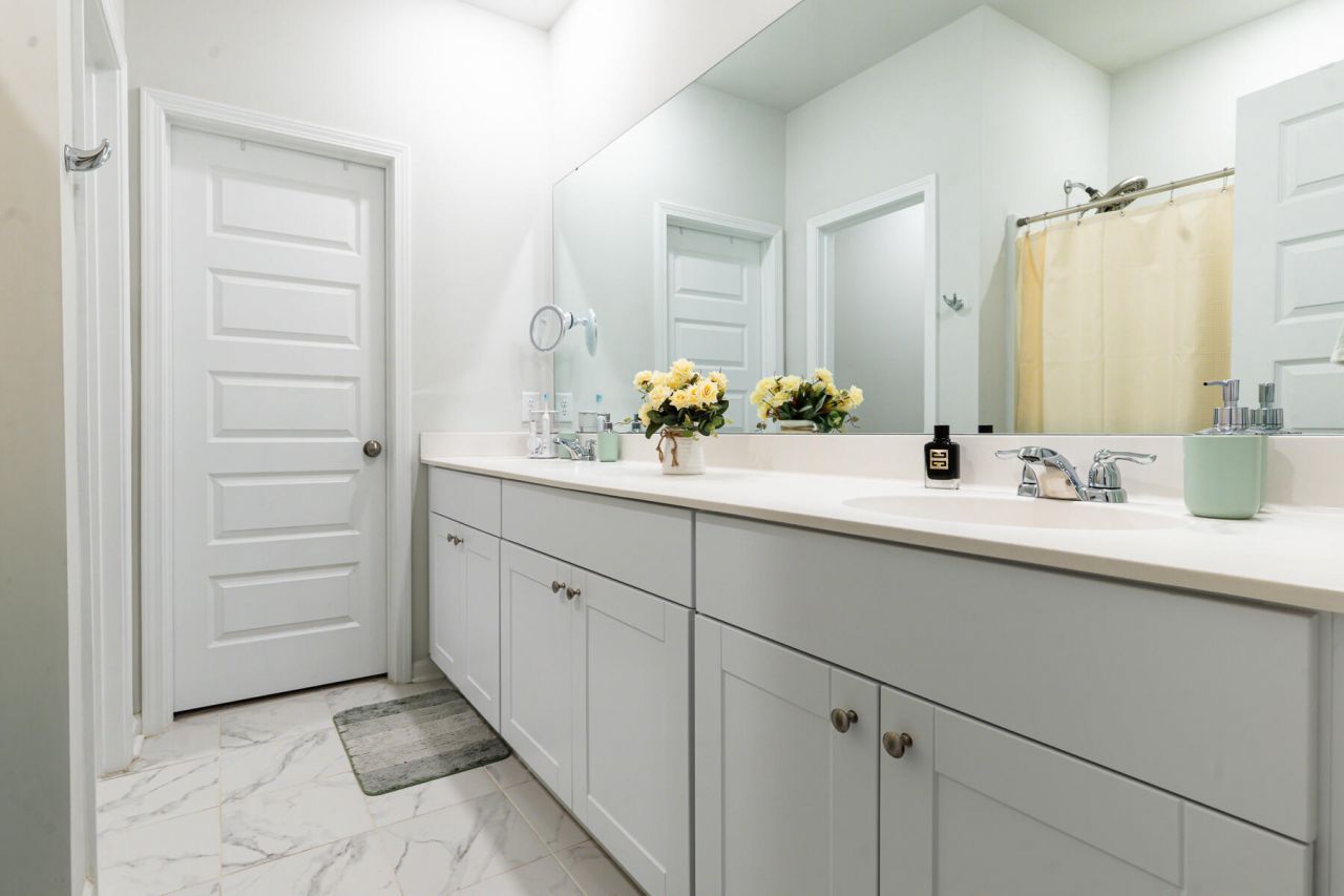 496 Minim Street Photo 14