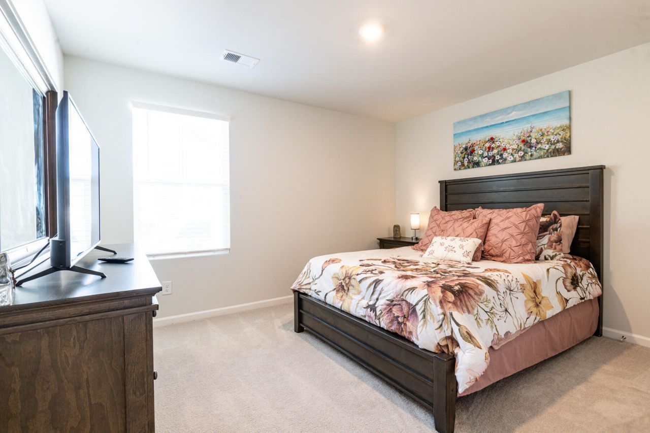 496 Minim Street Photo 20