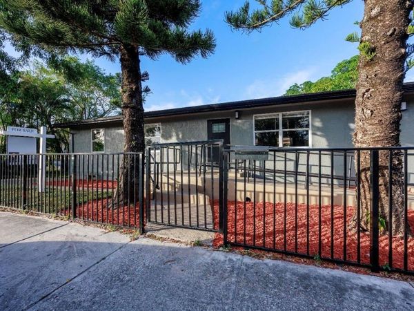 800 NW 6th Ave, Pompano Beach, FL 33060