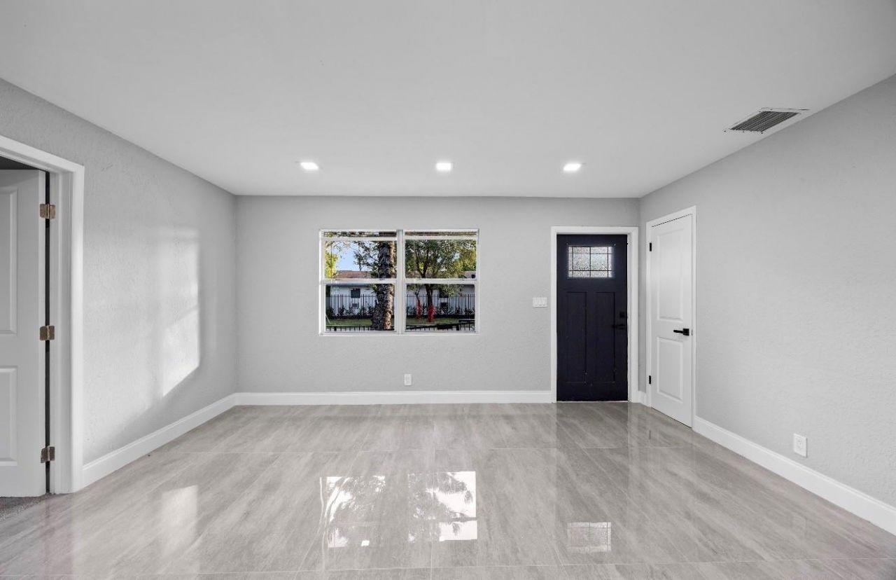 800 NW 6th Avenue, Pompano Beach, FL 33060 Photo