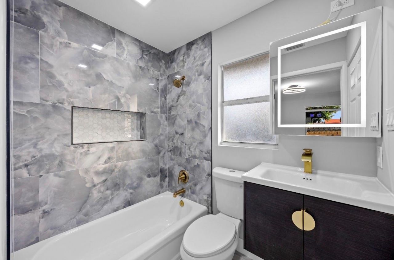 800 NW 6th Avenue, Pompano Beach, FL 33060 Photo