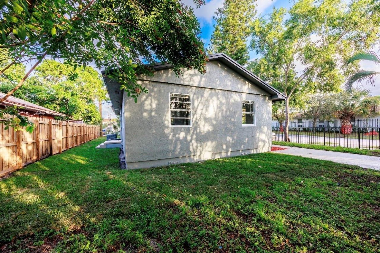 800 NW 6th Avenue, Pompano Beach, FL 33060 Photo