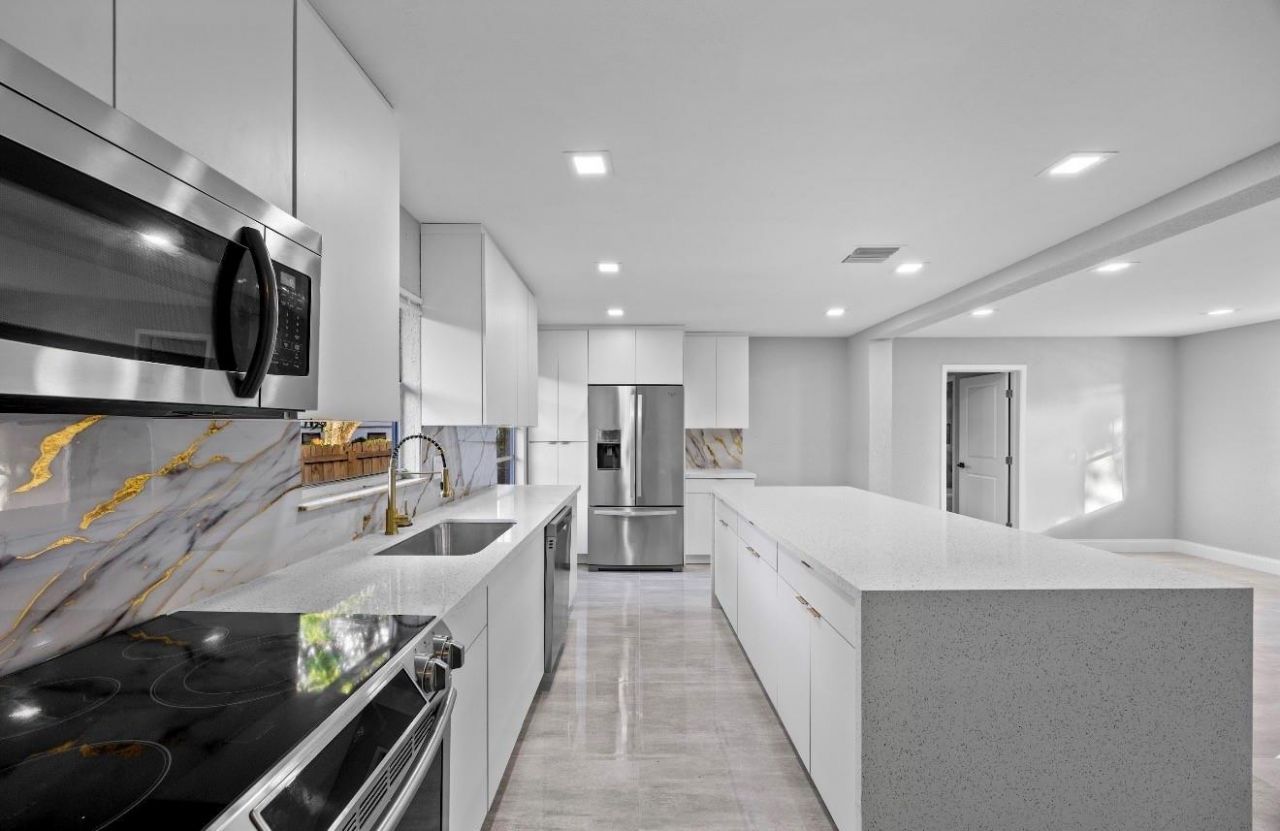 800 NW 6th Avenue, Pompano Beach, FL 33060 Photo