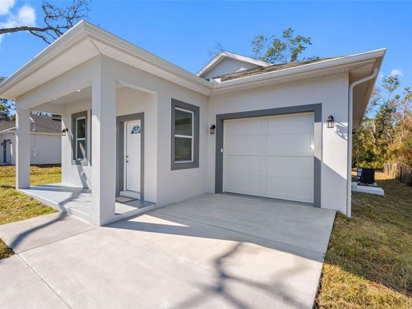 10271 LAKE DRIVE, NEW PORT RICHEY, FL 34654