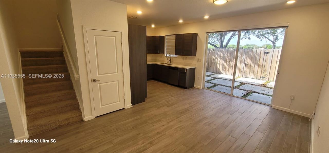 2459 SE 10th St , Homestead, FL 33035 Photo