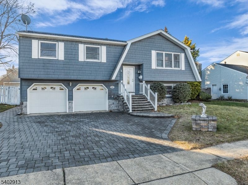 805 Hastings Ln, Point Pleasant, NJ 08742 Main Photo