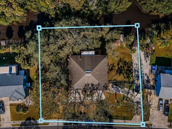 5127 BAY BOULEVARD, PORT RICHEY, FL 34668