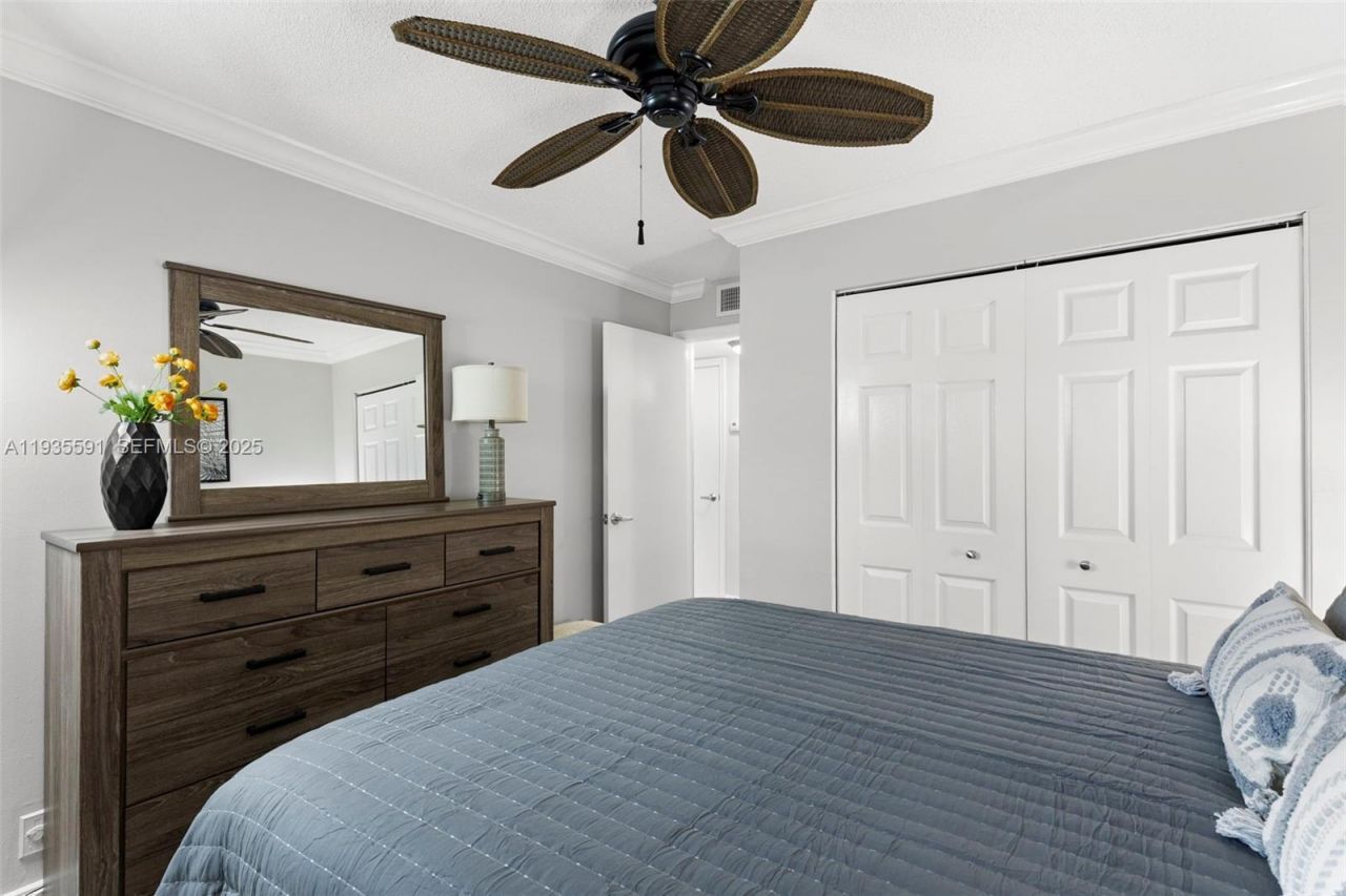 1125 NE 16th Pl, Unit 209, Fort Lauderdale, FL 33305 Photo