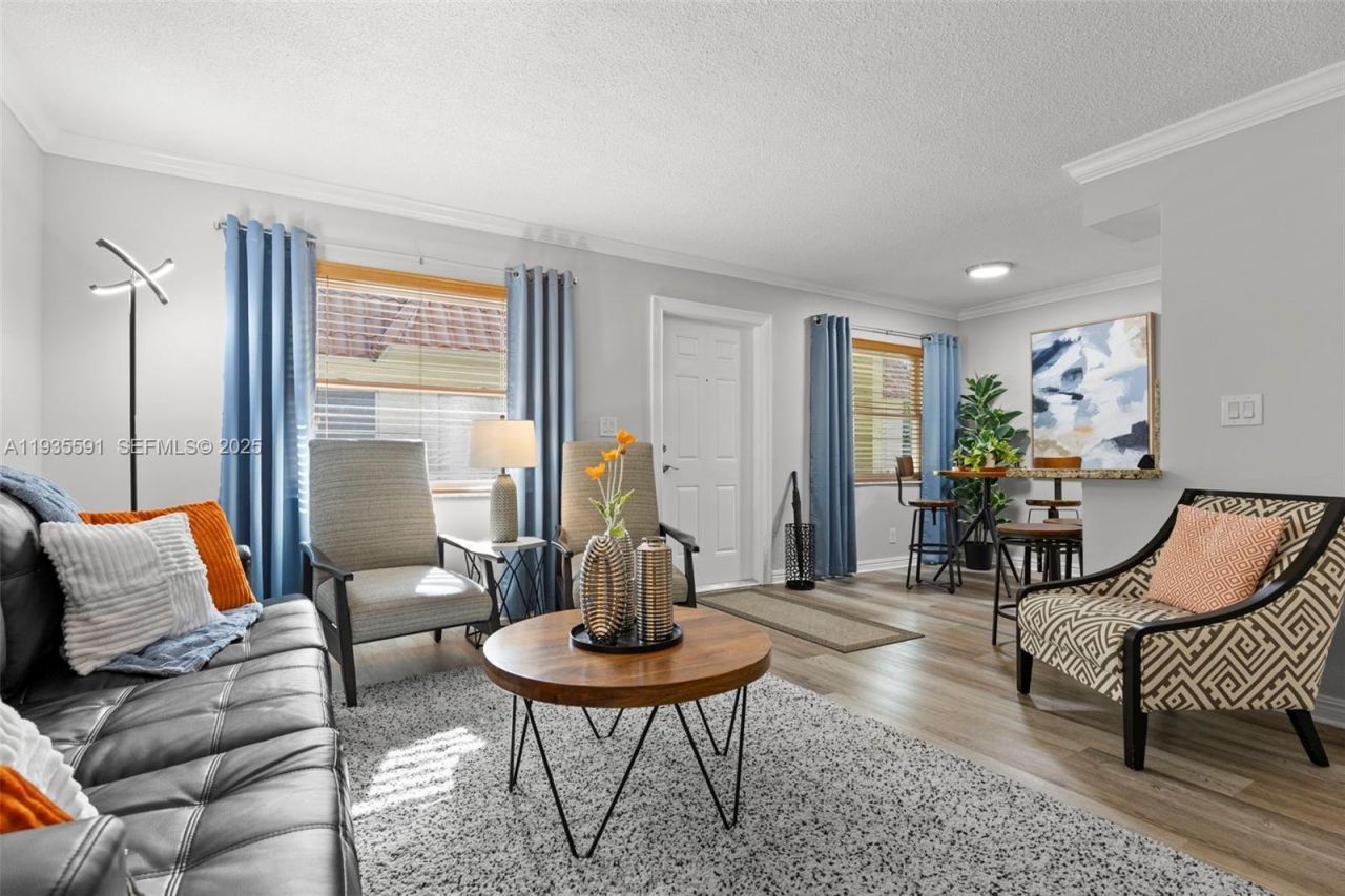 1125 NE 16th Pl, Unit 209, Fort Lauderdale, FL 33305 Photo