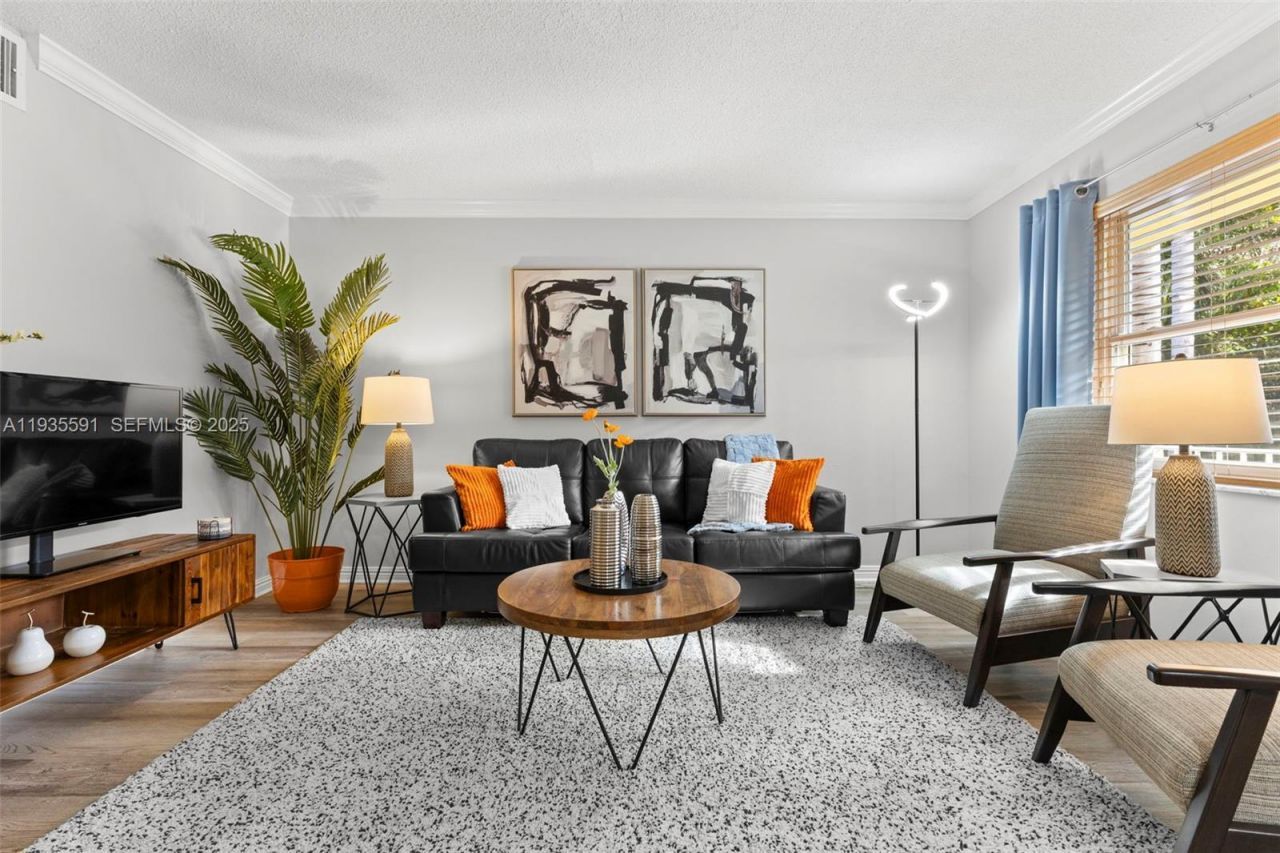 1125 NE 16th Pl, Unit 209, Fort Lauderdale, FL 33305 Photo