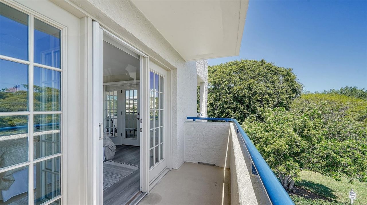 835 S Osprey Avenue, Unit 201, Sarasota, FL 34236 Photo