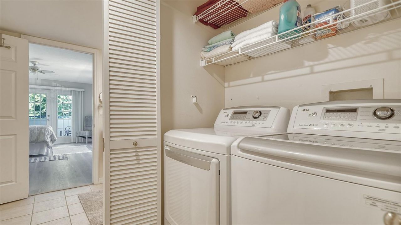 835 S Osprey Avenue, Unit 201, Sarasota, FL 34236 Photo