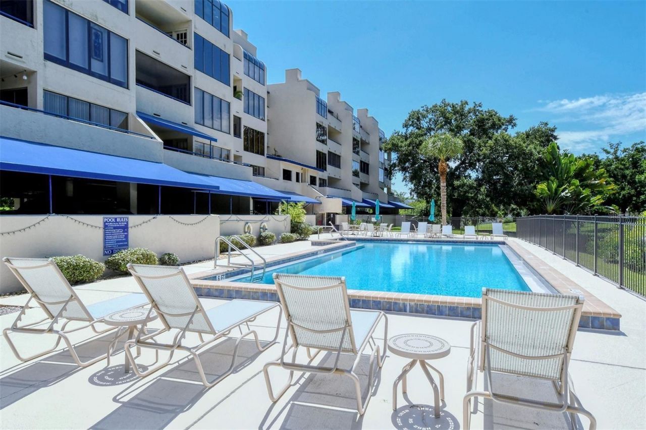 835 S Osprey Avenue, Unit 201, Sarasota, FL 34236 Photo