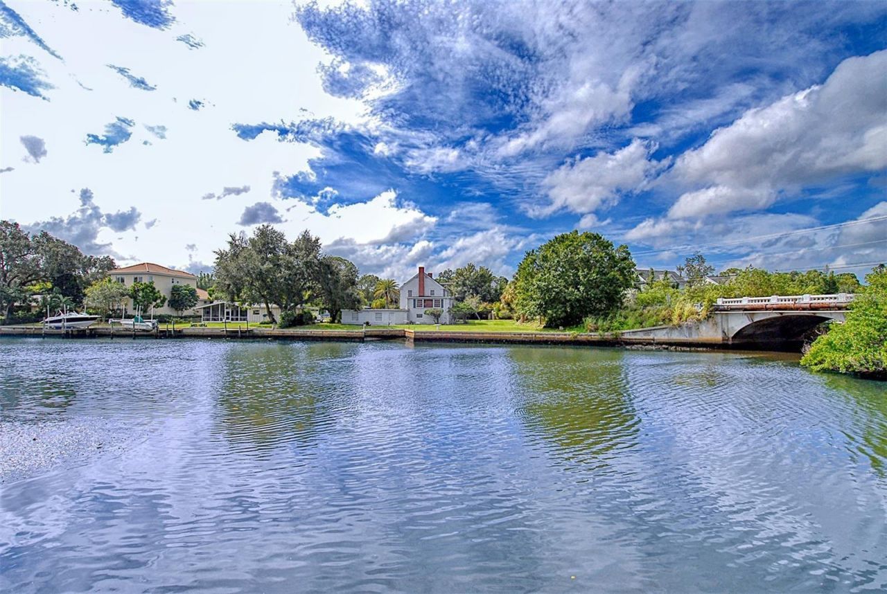 835 S Osprey Avenue, Unit 201, Sarasota, FL 34236 Photo