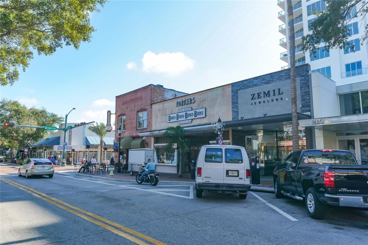 835 S Osprey Avenue, Unit 201, Sarasota, FL 34236 Photo