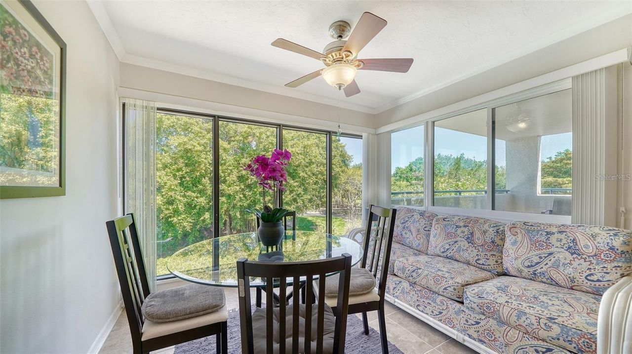 835 S Osprey Avenue, Unit 201, Sarasota, FL 34236 Photo