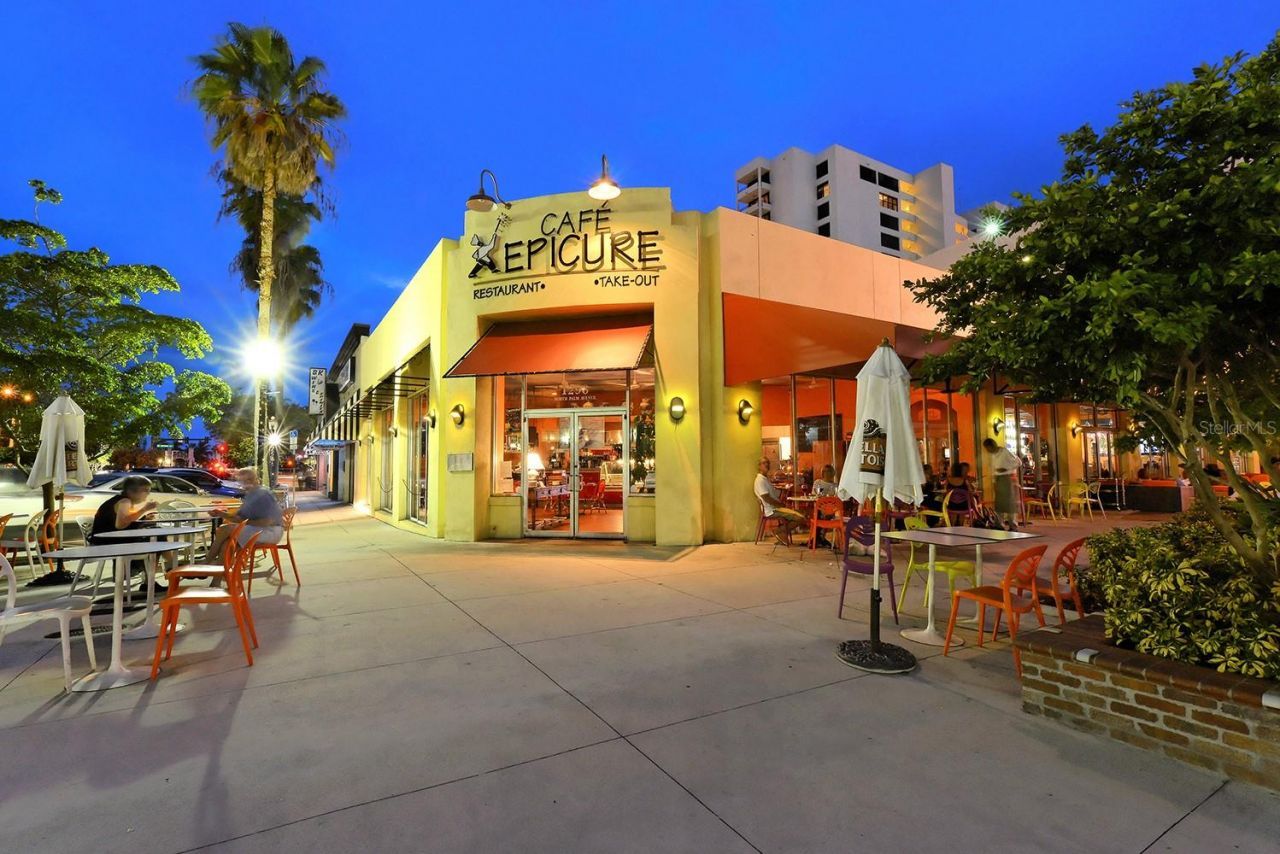 835 S Osprey Avenue, Unit 201, Sarasota, FL 34236 Photo