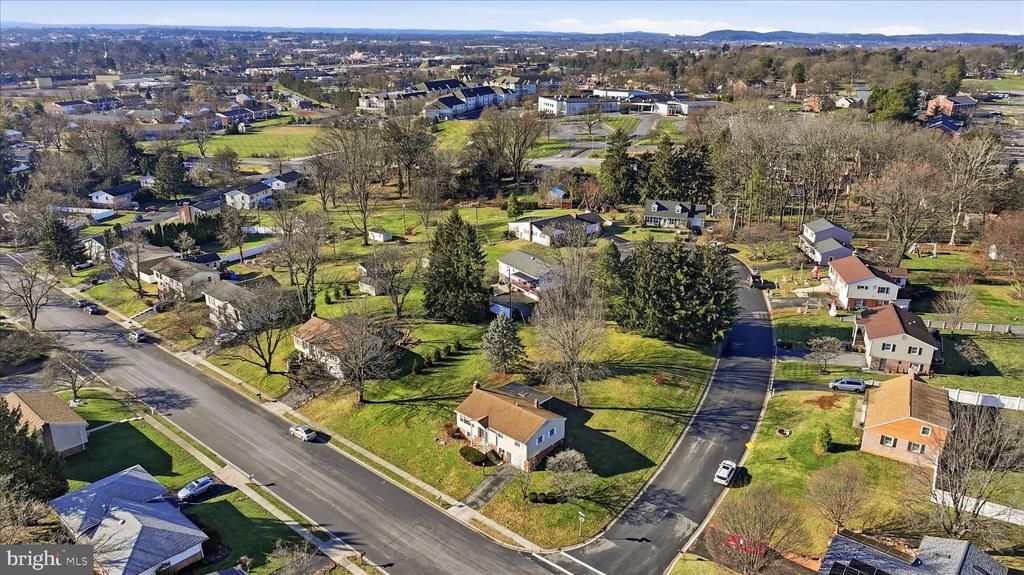 1828 Crooked Oak Drive, Lancaster, PA 17601 Main Photo