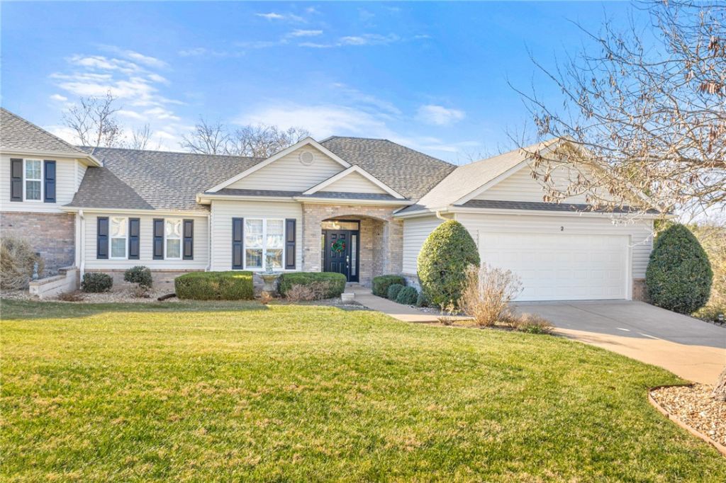 2 Highland Parkway, Bella Vista, AR 72715 Main Photo