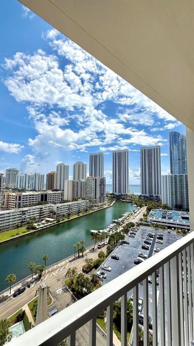 300 Bayview Dr, Unit 1603, Sunny Isles Beach, FL 33160 Photo