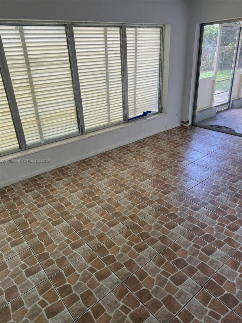 1624 E River Dr, Margate, FL 33063 Photo