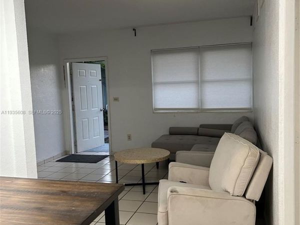 1239 Marseille Dr, Unit 7, Miami Beach, FL 33141