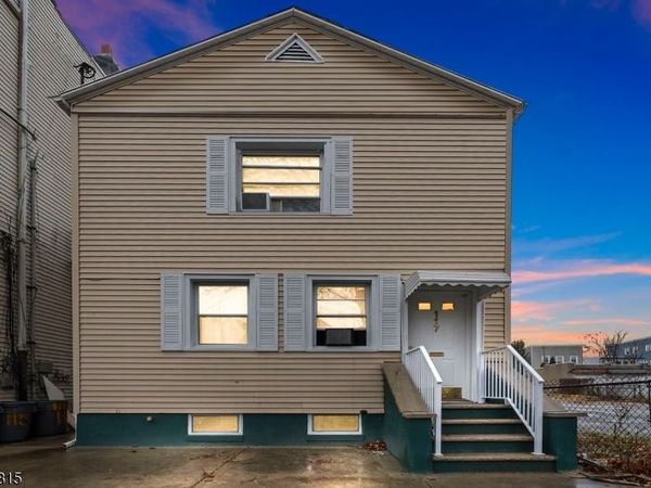 117 10Th St, Passaic, NJ 07055