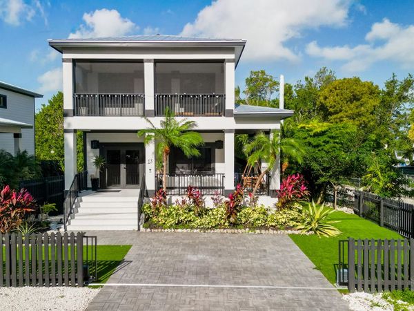 13 Coral Way, KEY LARGO, FL 33037