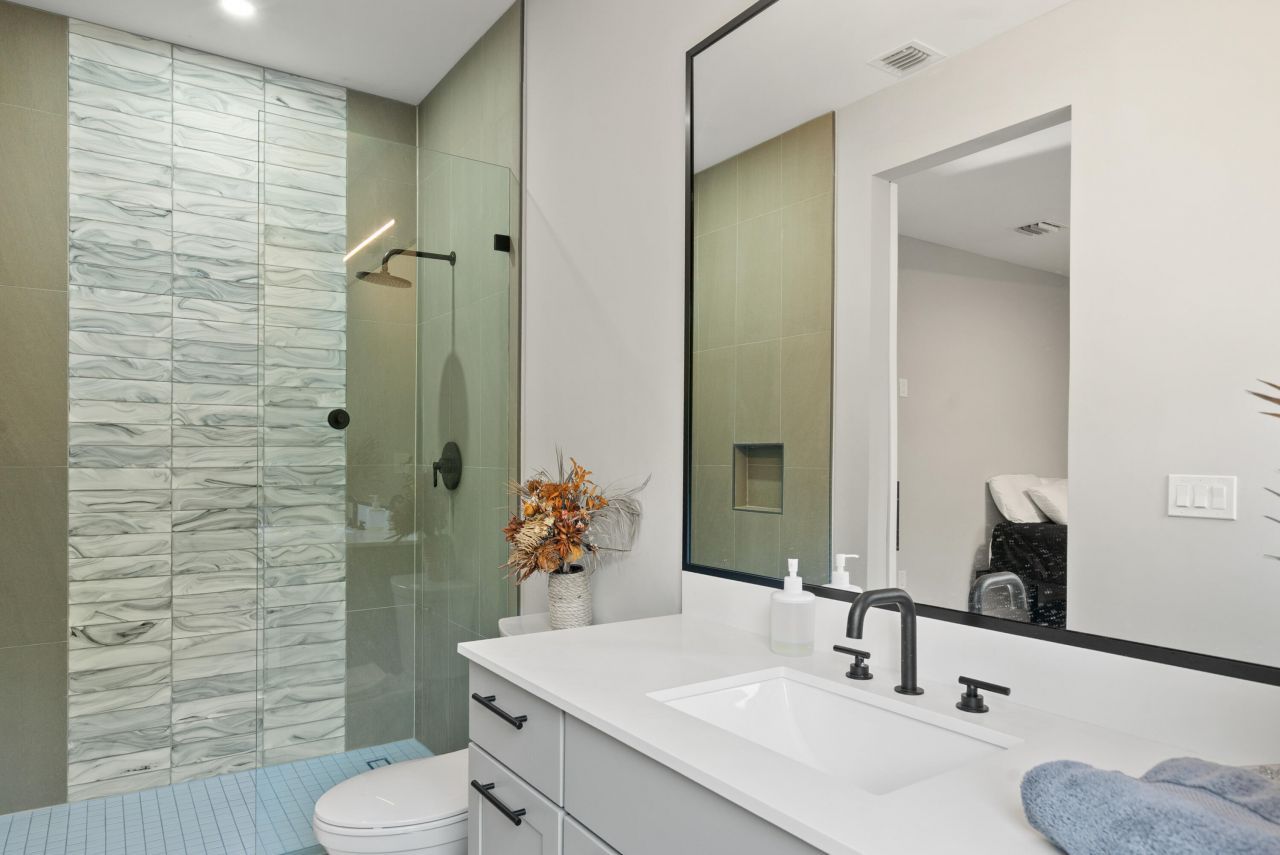 13 Coral Way, Key Largo, FL 33037 Photo