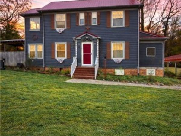 205 N College Street, Red Springs, NC 28377