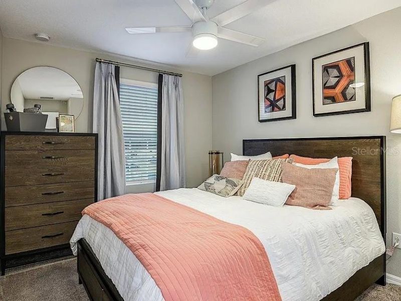 10557 Oakside Drive, Palmetto, FL 34221 Photo