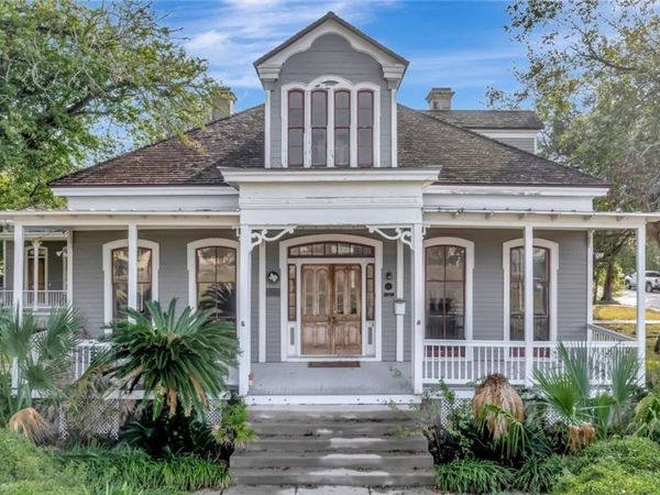 502 N Liberty Street , Victoria, TX 77901