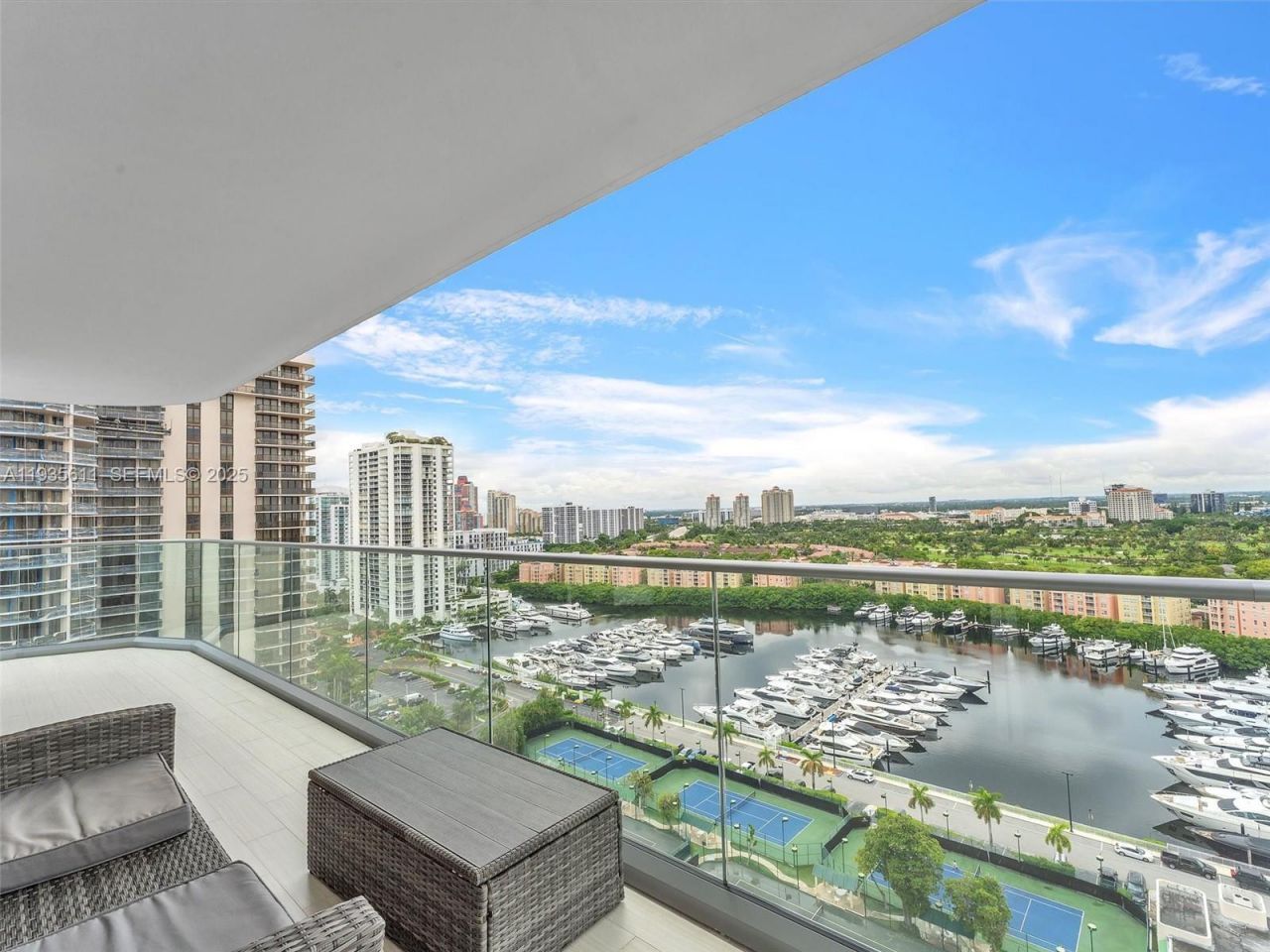 19707 Turnberry Way , Unit 21D, Aventura, FL 33180 Photo